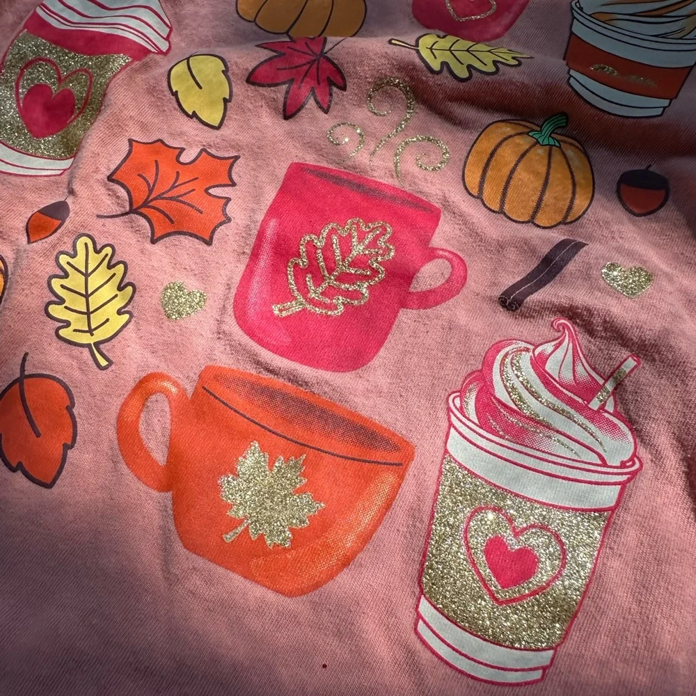 Playful Glittery Fall Coffee “Team Spice” Graphic Tuscan Clay Girls Tee ~ M 7/8